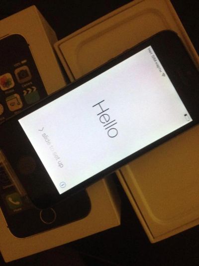 Лот: 6688797. Фото: 1. iPhone 5s Space Gray 16gb. Смартфоны