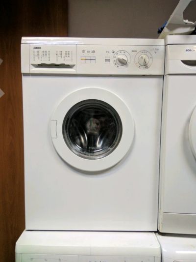 Лот: 11702940. Фото: 1. Стиральная машина Zanussi FL 704... Стиральные машины