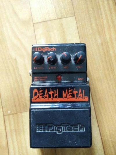 Лот: 6064297. Фото: 1. Гитарная педаль Digitech Death... Гитарные эффекты и комбоусилители