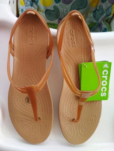Лот: 11418417. Фото: 1. Женские босоножки Crocs 41-42... Босоножки