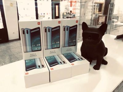 Лот: 12295416. Фото: 1. НОВЫЙ Смартфон Xiaomi Mi A2 Lite... Смартфоны