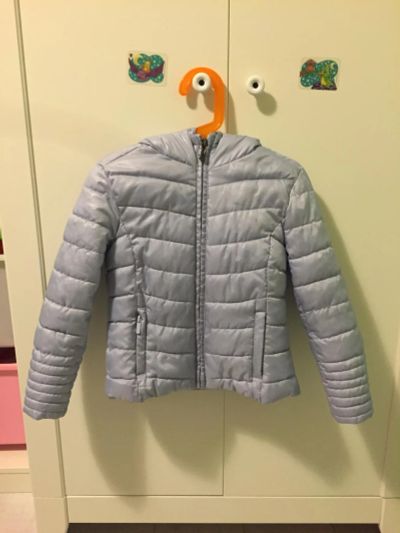 Лот: 8002084. Фото: 1. Куртка Zara на девочку 116 см. Верхняя одежда