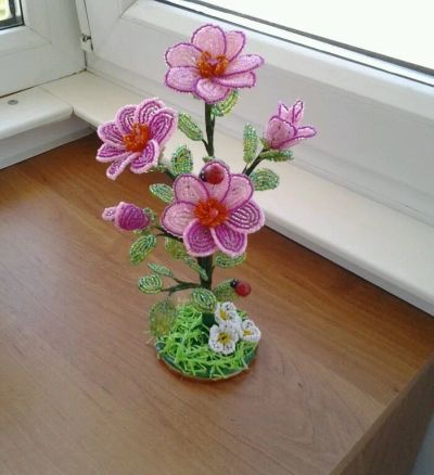 Лот: 6284477. Фото: 1. Изделия из бисера цветочки. Бисероплетение