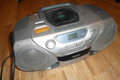 Лот: 658614. Фото: 1. Магнитола Philips AZ1040 б/у. Музыкальные центры, магнитолы