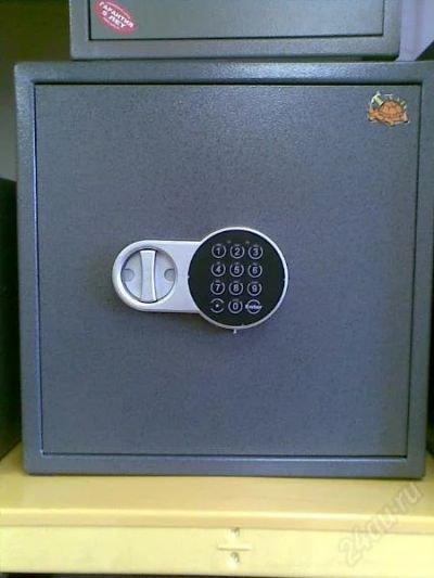 Лот: 132921. Фото: 1. Сейф Т-40 el. Другое (мебель)