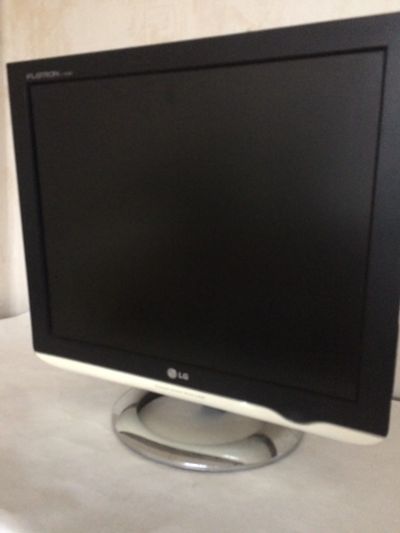 Лот: 14328223. Фото: 1. Монитор lg flatiron 17. ЖК-мониторы