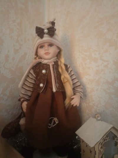 Лот: 25849836. Фото: 1. Куколка фарфоровая винтаж с Англии... Куклы