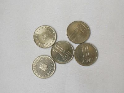 Лот: 11385550. Фото: 1. Монета Румынии - 10 бани (1 штука... Европа