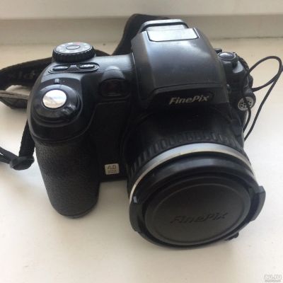 Лот: 14389311. Фото: 1. Fujifilm FinePix S5500. Цифровые компактные