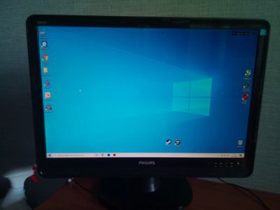Лот: 16053879. Фото: 1. Монитор philips 220xw8fb. ЖК-мониторы