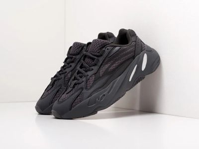 Лот: 16179782. Фото: 1. Кроссовки Adidas Yeezy Boost 700... Кеды, кроссовки, слипоны