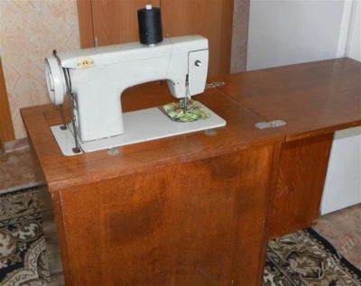 Лот: 979055. Фото: 1. Швейная машинка!Срочно!!. Швейная, вязальная