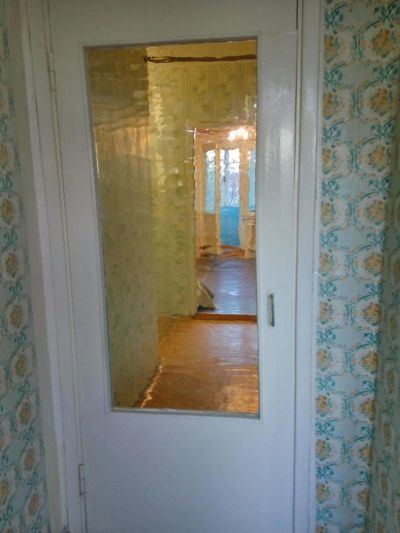 Лот: 7463214. Фото: 1. Отдам двери, окна, шкафчики. Двери межкомнатные