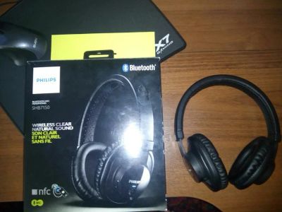 Лот: 6989546. Фото: 1. bluetooth наушники Philips bluetooth... Наушники, гарнитуры