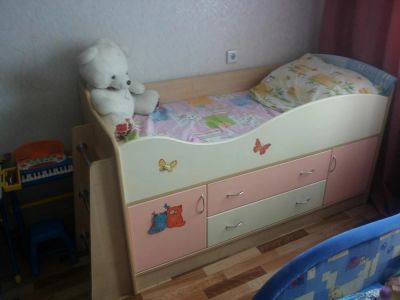 Лот: 5073630. Фото: 1. Кровать детская очень удобная. Детские кровати и кроватки