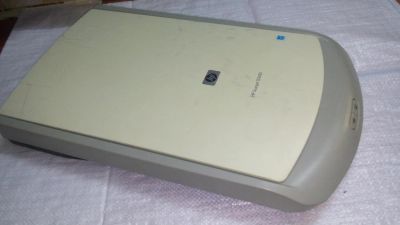 Лот: 11262473. Фото: 1. сканер HP scanjet G2410....отломаны... Сканеры