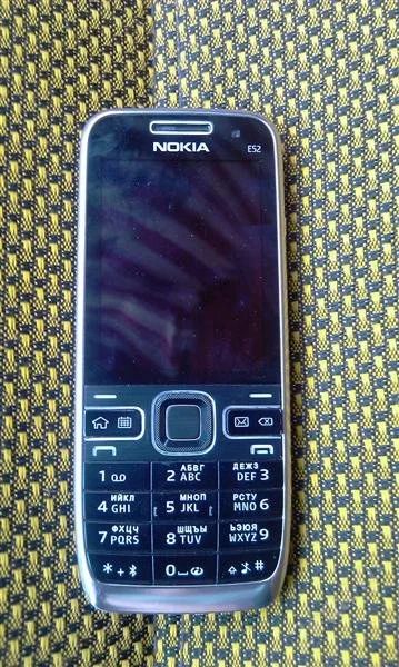 Лот: 998852. Фото: 1. Nokia E52 black. Смартфоны
