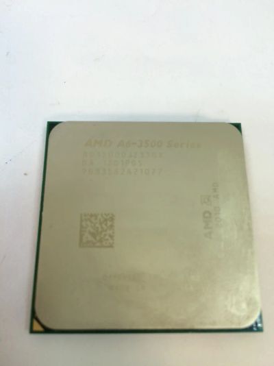 Лот: 7672323. Фото: 1. FM1 AMD A6-3500 3x2,1Mhz Гарантия. Процессоры
