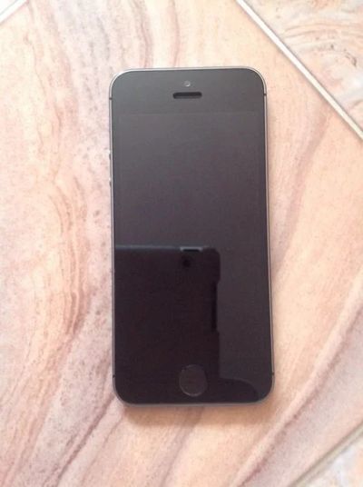 Лот: 5206875. Фото: 1. iPhone 5s 64GB. Смартфоны