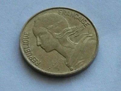 Лот: 13271320. Фото: 1. Монета 10 сантим Франция 1995... Европа