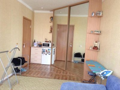 Лот: 5135456. Фото: 1. Сдам 2 секции Район Планеты Собственник. Квартиры, студии