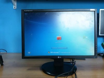 Лот: 11218623. Фото: 1. Монитор LG Flatron L204WT. ЖК-мониторы