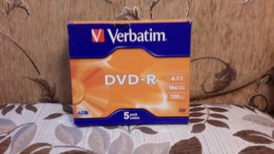 Лот: 8792304. Фото: 1. Диски DVD-R. CD, DVD, BluRay