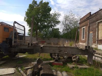 Лот: 15989651. Фото: 1. площадка лесовозная на камаз. Прицепы, полуприцепы