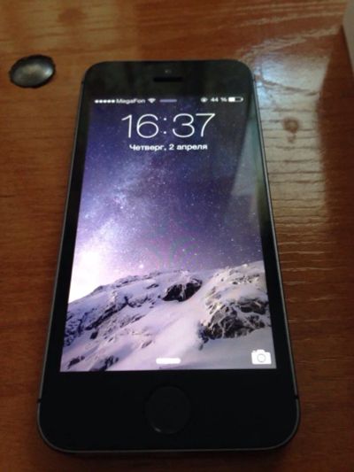 Лот: 5330562. Фото: 1. iphone 5s 16gb РСТ Spase gray. Смартфоны