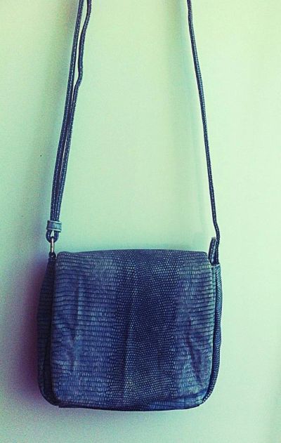 Лот: 4175097. Фото: 1. Небольшая Сумка с ремнем через... Сумки