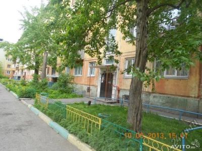 Лот: 5647182. Фото: 1. Сдам 2 комнатную квартиру на матросова. Квартиры, студии