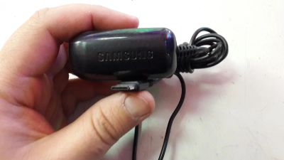 Лот: 4831237. Фото: 1. Samsung зарядка D880 и старые... Другое (запчасти, оборудование)