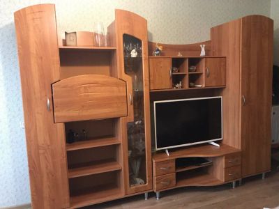 Лот: 10501251. Фото: 1. Гостиная, стенка в хорошем состоянии... Гостиные, стенки, горки