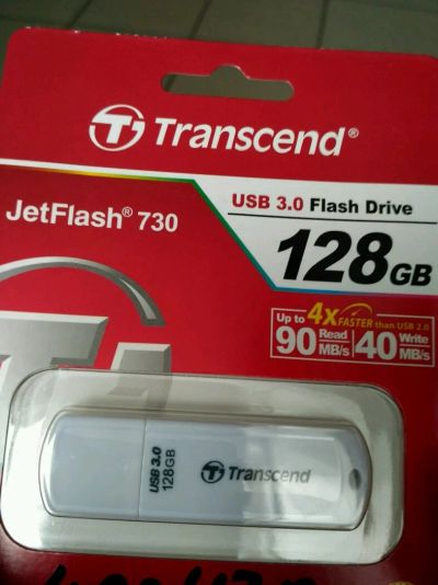 Лот: 12736369. Фото: 1. Usb флешка Transcend jetflesh... USB-флеш карты