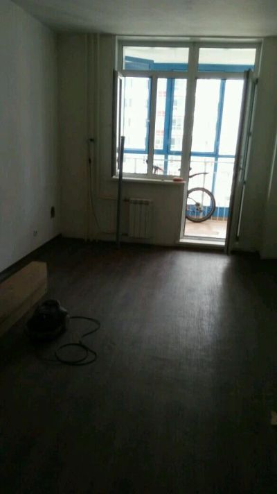 Лот: 10038004. Фото: 1. Линолеум Tarket 18кв.м 6на 3 метра. Напольные покрытия