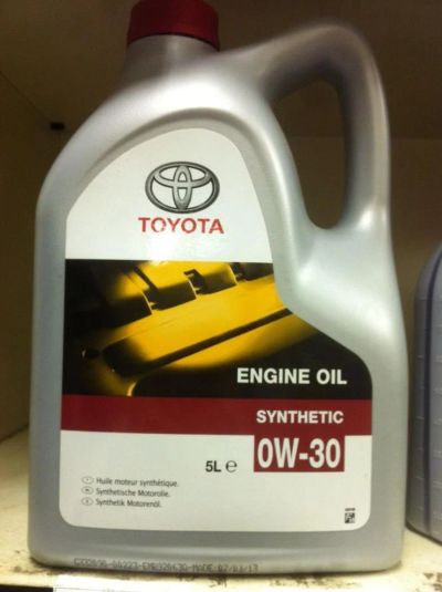 Лот: 6870686. Фото: 1. Моторное масло Toyota engine oil... Масла, жидкости