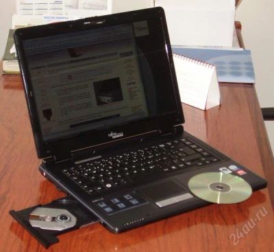 Лот: 2462522. Фото: 1. Ноутбук Fujitsu Siemens. Ноутбуки