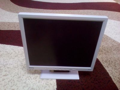 Лот: 13945652. Фото: 1. Монитор BenQ FP731 17". ЖК-мониторы