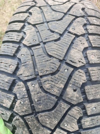 Лот: 25789113. Фото: 1. Pirelli Ice Zero 285/60 R18. Шины