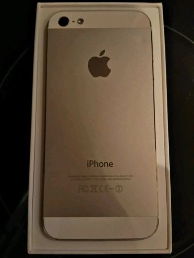 Лот: 9410116. Фото: 1. Iphone 5. Смартфоны