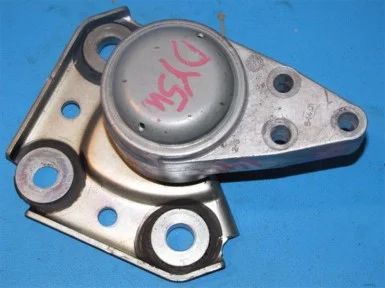 Лот: 6592355. Фото: 1. Подушка двигателя Mazda Demio. Двигатель и элементы двигателя