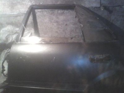Лот: 8591167. Фото: 1. дверь задняя левая на карону-зубатку. Кузов