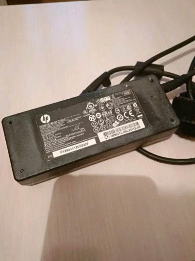 Лот: 11634302. Фото: 1. Блок питания ноутбука HP 19v 4... Зарядные устройства