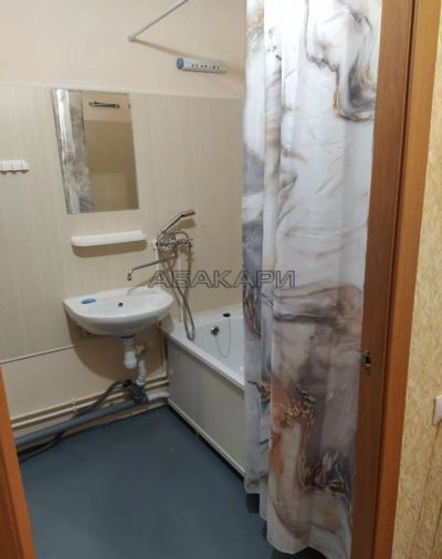 Лот: 21022105. Фото: 1. Сдам 1-комн. улица 60 лет Октября... Квартиры, студии
