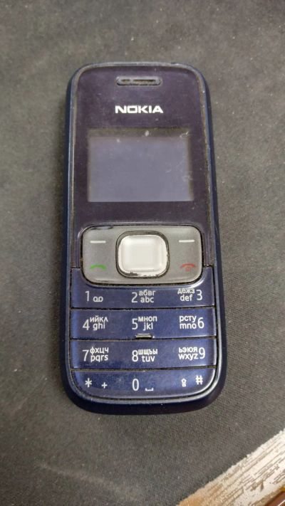 Лот: 21184593. Фото: 1. Nokia 1209. Кнопочные мобильные телефоны