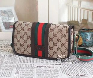 Лот: 3524423. Фото: 1. Клатч Gucci. Сумки