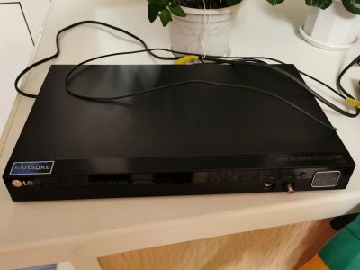 Лот: 18456567. Фото: 1. Dvd-плеер LG dk765. DVD, Blu-Ray плееры