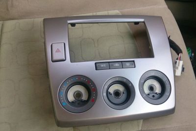 Лот: 5798348. Фото: 1. Заводская 2Din рамка Mazda demio... Салон