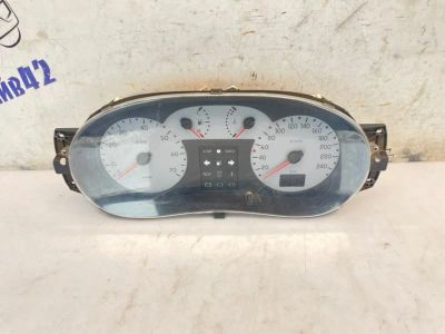 Лот: 25530075. Фото: 1. панель приборов Renault Symbol... Двигатель и элементы двигателя