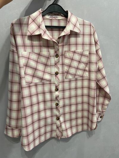 Лот: 19372025. Фото: 1. Рубашка в клетку 42-44 размер. Блузы, рубашки